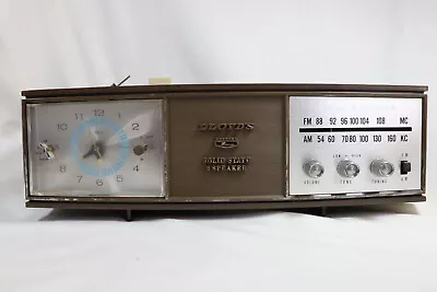 Vintage 1960's Lloyds AM / FM Radio Clock Tested & Works 11  Long #5J96G Japan • $39