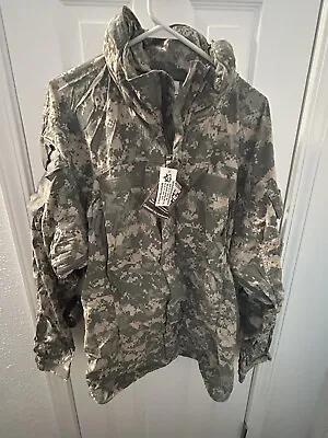 ECWCS Gen III Level 5 Soft Shell Jacket ACU UCP New With Tags Size: M/L • $70