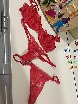 La Perla Bra And Panties Match Set 36c And S Fuchsia  • $225