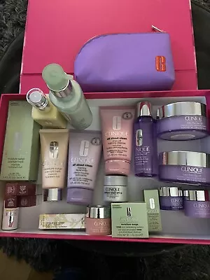 £100 • Buy Clinique Skincare & Make Up Set  Worth In Excess Of £300. Full Size Unused
