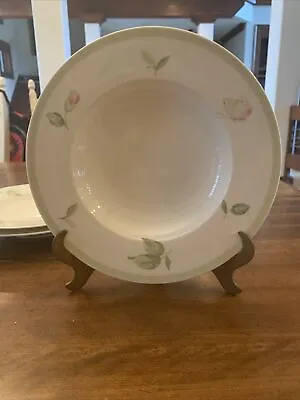 Villeroy & Boch Florea Fine China Rimmed Soup Salad Bowl • $8.99