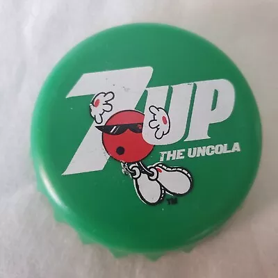 VTG 7UP The Un-cola Ice Pack 1996 Munchkin Green Bottle Cap Shaped Spot  • $7.50