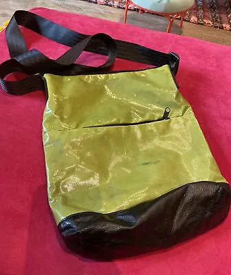 Bagman And Robin Lime Green Crossbody Bag • £4