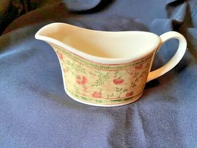 Gravy Boat/syrup Pitcher From England Cream Colored W/burlap Floral Design 6  X  • $6.25