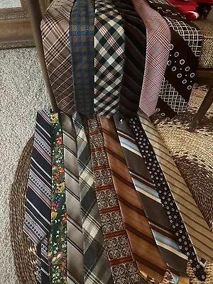 Lot Of Vintage Ties • $40