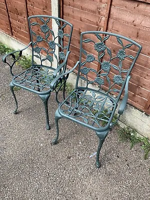 £45 • Buy 2 Cast Aluminium Garden Chairs Used Patio Light Weight Vintage Green