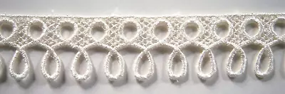 3 Yds. Light Ivory Rayon 1 1/2  Dangle Loops Guipure Floral Venise Lace Vt-74i • $3.87