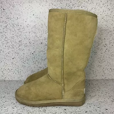 Ugg Australia Women's Classic Tall Suede Boot 5815 Chestnut Size 6 • $24.99