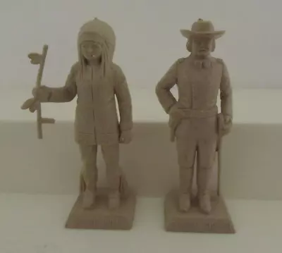 Vintage Marx Famous Americans Sitting Bull & General Custer Square Base Figures • $29.99