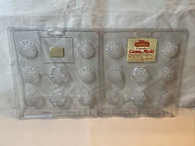 Wilton Candy Chocolate Mold Vintage Plastic 2114-661 Snowflakes X2 • $14.39