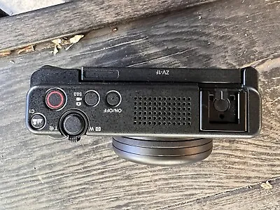 Sony ZV-1F 20.1MP Vlogging Camera - Black • $182.50