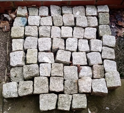 £20 • Buy 58 X Silver Grey Granite Cobble Stone Block Setts For Garden Projects