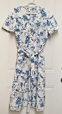 Liz Claiborne Blue White Floral Stretch Button Front Size L Tie Waist NWOT • $19.99