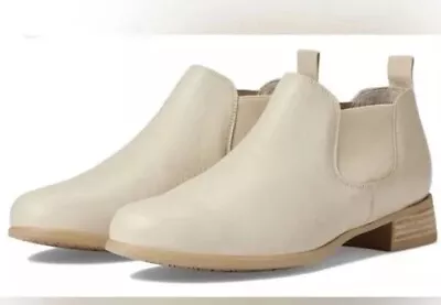 Munro Bedford Leather Bootie Cream Tumbled Calf Leather New Size 8 • $49.99