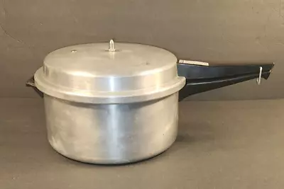 VTG MIRRO MATIC 6 Qt ALUMINUM PRESSURE COOKER M-0296 LOCKING STOVETOP CANNER POT • $31.99