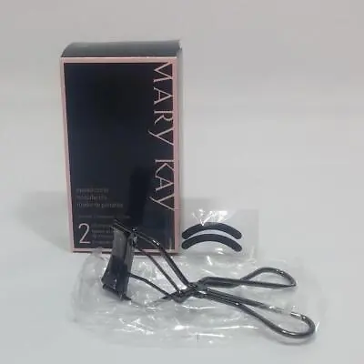 Mary Kay EYELASH CURLER W/ 2 Silicone Refill Pads NIB Eye Lash Lmt Ed • $11.95