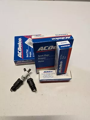 8 Pack Of Marine Spark Plugs ACDelco 19354427 R44TS • $15