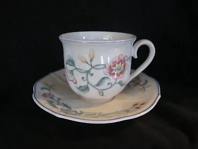 Villeroy & Boch - DELIA - Teacup And Saucer • $13.25