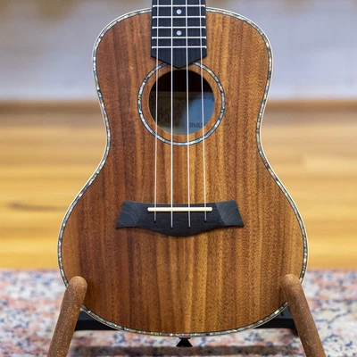 $209 • Buy Barnes And Mullins Concert Ukulele (Koa)