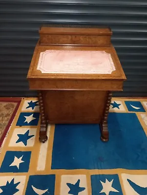 Antique Victorian Era Walnut Davenport Desk / Davenport Desk Leather Insert Top • £85