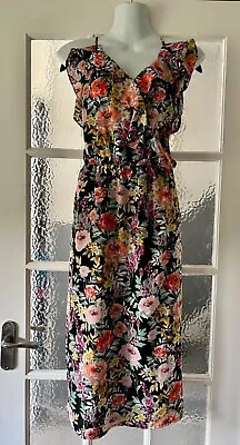 £1 • Buy Ladies Black Floral Dress (Size 14)