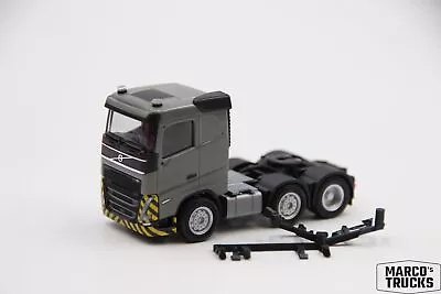 Herpa Volvo FH FD 2020 6x2 Tractor 3a Gray/yellow From 316224 1:87 /HN2524-1 • $26.30