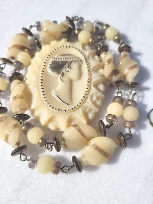 Huge Vintage Czech Lady Cameo Pendant Vtg Italy Old Venetian Glass Necklace Set • $85