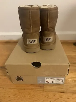 Uggs Boots Toddler Size 8 Brown • $17