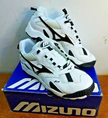 Vintage Mizuno Cyborg LO 9KV-76609 WHT/BLK NOS Volleyball Shoes  • $69.99