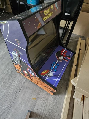 £300 • Buy Space Invader - Arcade Machine - 100s Of Games