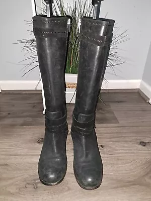 UGG Australia Darcie Black Leather Tall Riding Buckle Boots 1004172 Womens 7.5 • $65