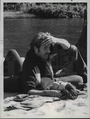 1975 Press Photo Vic Morrow In This Scene Of Attempted Rape In  Death Stalk  • $19.99