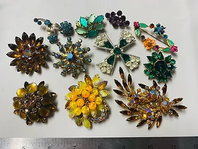 Collection Lot Vintage Rhinestone Brooches.. Many Colors And Designs - N4 • $279.99