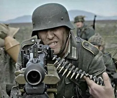 £5.82 • Buy German Soldier With MG42 Russia 1942  5 X 7