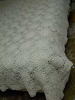 Beautiful Vintage Hand Crocheted Lace Bedspread 94  X 72  • $64.99