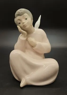 Miquel Requena Spanish Sitting Angel In Pink Valencia Porcelain 4.75   12cms • £13.99