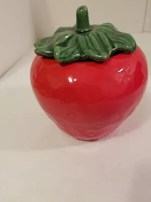 Sweet Vintage Strawberry Ceramic Cookie Jar. Great Condition!  • $24.40