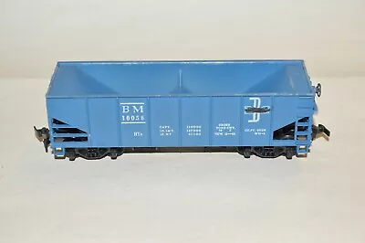 HO Scale Tyco Boston & Maine RR 2 Bay Operating Unloading Ore Coal Hopper Car • $3.25