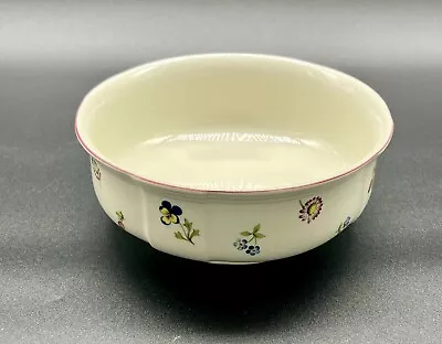 VILLEROY & BOCH Petite Fleur Round Vegetable Serving Bowl 8.25” • $22.99