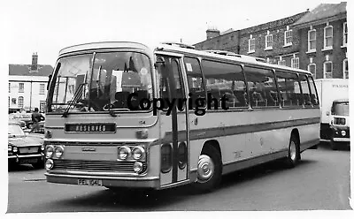 Bournemouth Yellow Buses FEL104L Leyland PSU Plaxton B&W Coach Bus Photo • £1.15