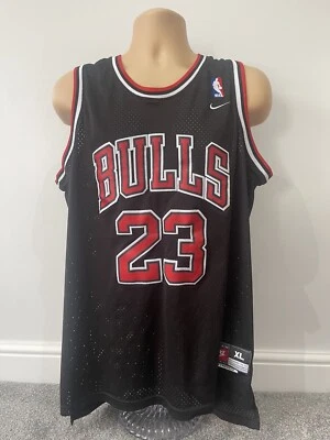 £30 • Buy Nike NBA Vest Chicago Bulls Jordan