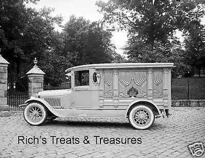 Photograph Of A Vintage Ford Lincoln Hanlon Funeral Hearse Year 1920  8x10 • $12.95