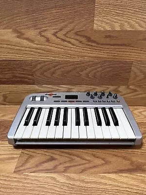 M-Audio Oxygen 8 V2 25-Key MIDI USB Keyboard Controller • $28