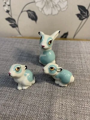 Wade Whimsie Happy Family Rabbits Rare Turquoise Patches Great Condition • £55