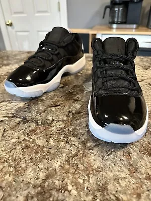 **UNRELEASED** - Jordan 11 Low Space Jam- Size 9.5 • $327.25