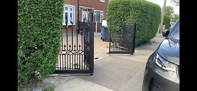 £1 • Buy AUTOMATIC(ELECTRIC) BI-FOLDING GATES-the Price Is For Making An Offer