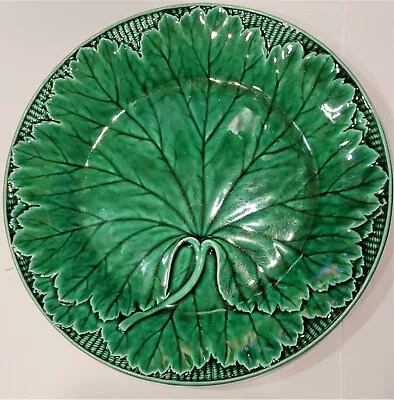 Vintage Pair Of Wedgwood Begonia Leaf  Salad/ Dessert Plates 8'' • $8.88