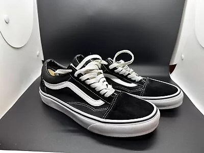 Vans Unisex Old Skool SK8 Low Black White Lace Up Shoes Mens 6.5 Women's 8 • $21.25