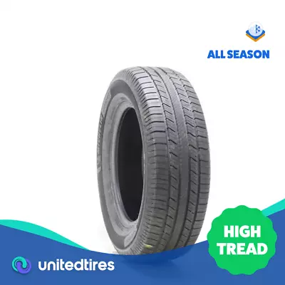 Driven Once 235/65R17 Michelin Defender 2 104H - 11/32 • $172.19
