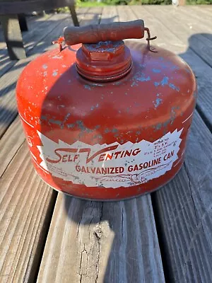 Vintage EAGLE Self Venting 2-1/2 Gal Metal Gas Can • $19.99